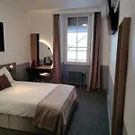 Saint Daniel נאנט