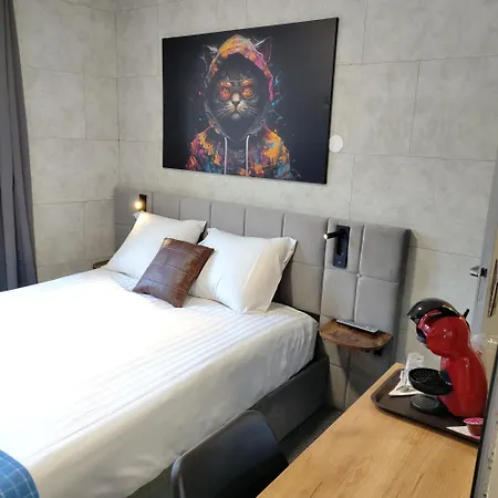 Saint Daniel Hotel *