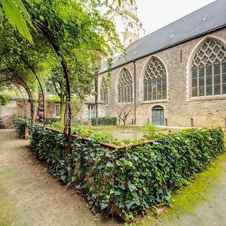 Saint Daniel Hotel *