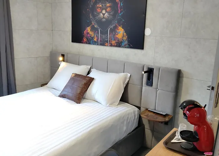 Saint Daniel Hotel *